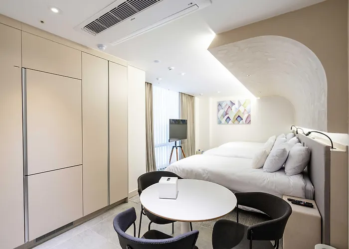 Hotel Vert Hotel 4*